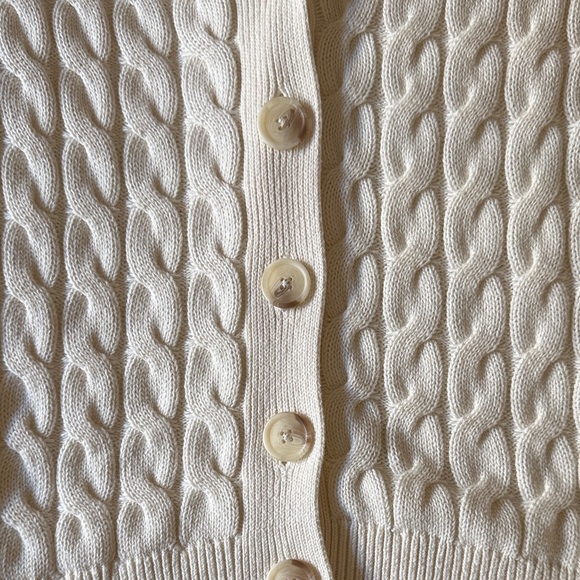 Old Navy Cream Cable Knit Cardigan - Picture 4 of 4